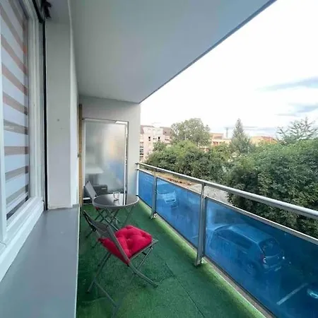 Grand Avec Jacuzzi Daire Strazburg